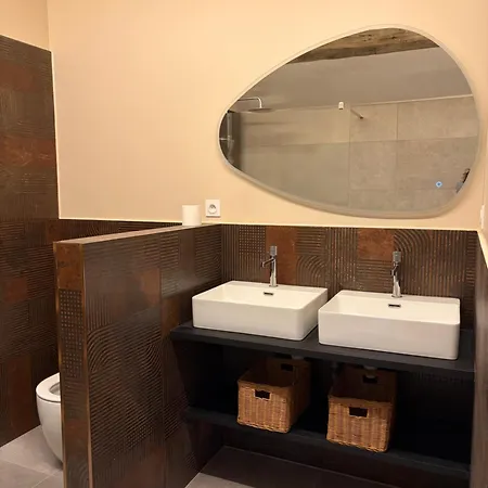 Mas De L'esperluette Entre Nimes Et Cevennes, Piscine, Jacuzzi