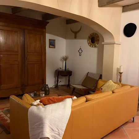 Holiday home Mas De L'esperluette Entre Nimes Et Cevennes, Piscine, Jacuzzi